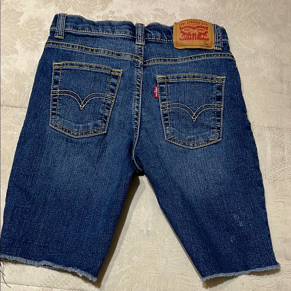 Blue Levi’s Denim Shorts - Picture 2 of 2